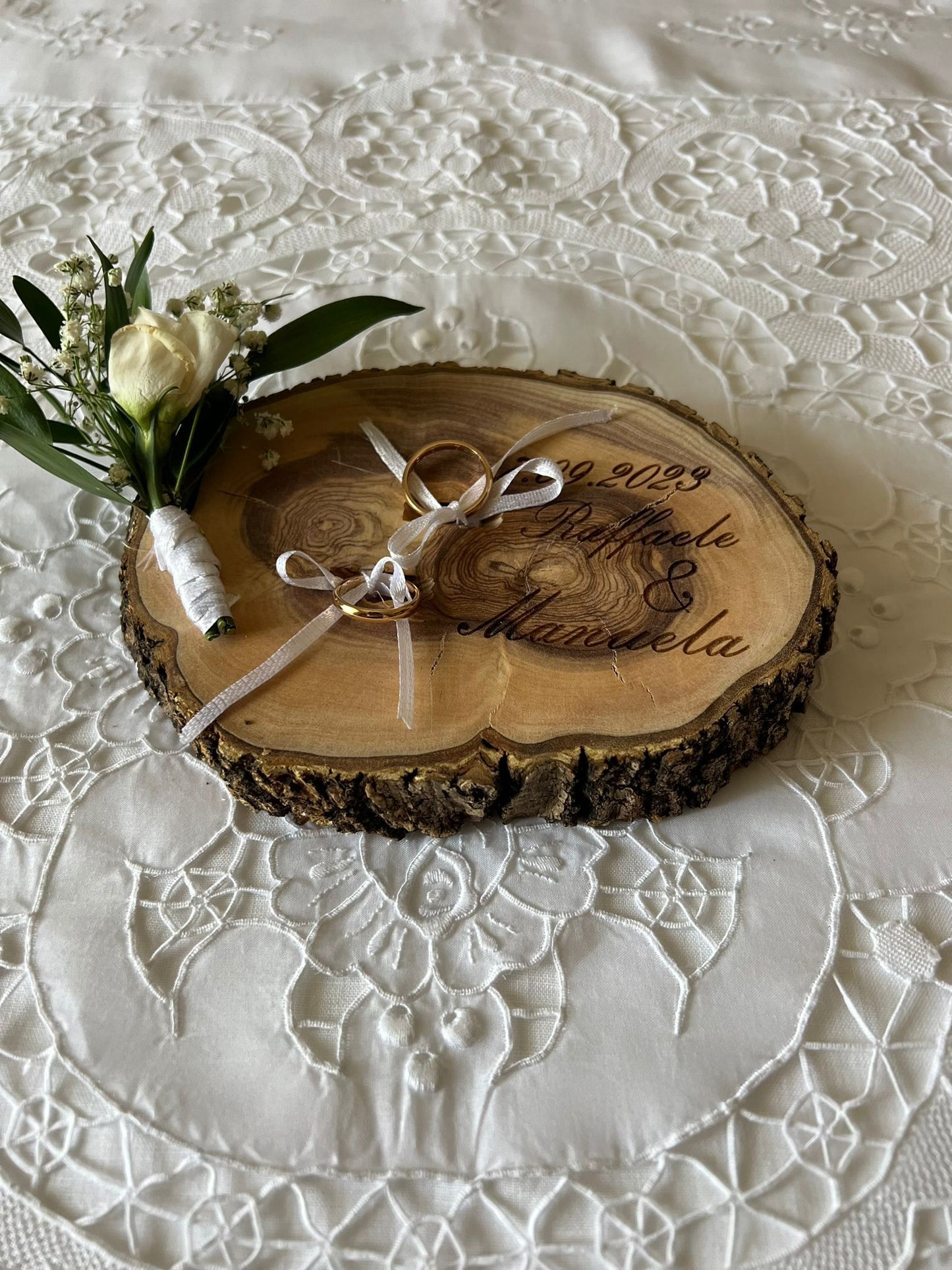 PORTA FEDI IN LEGNO PERSNALIZZABILE | L'amore inciso nei dettagli 🔗💒
