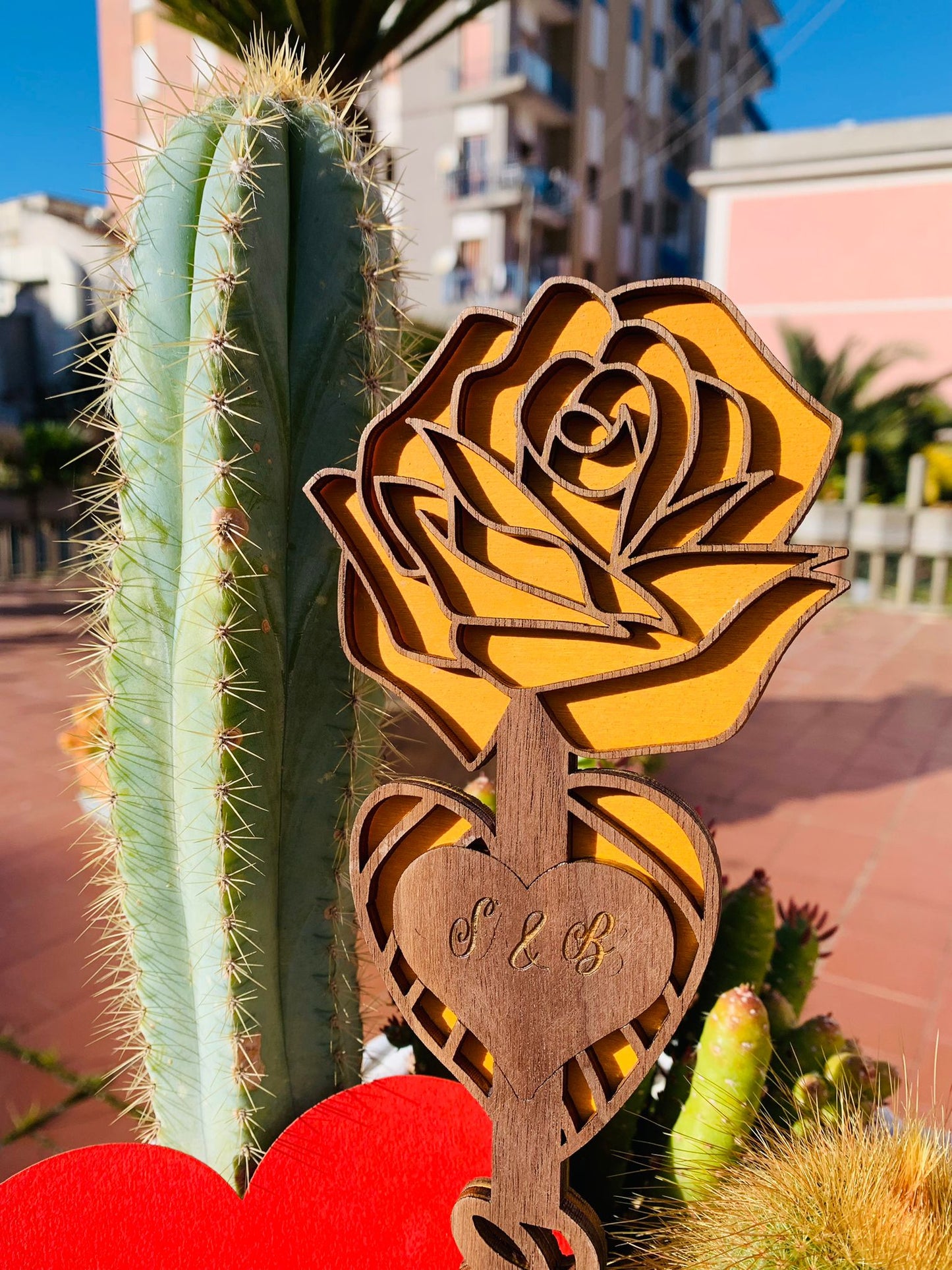 ROSA IN LEGNO